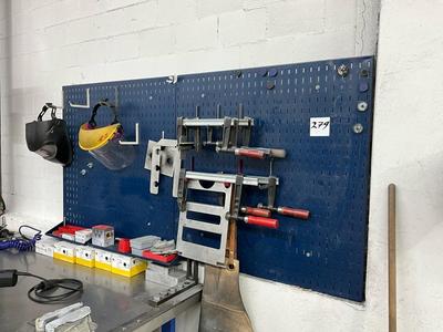 Overview picture of Wall mount